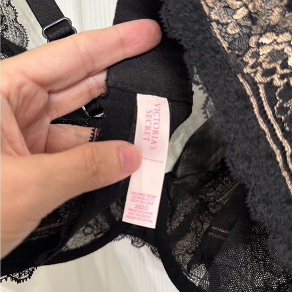 Victoria’s Secret Body Unlined Demi Bra Black Nude Lace Women’s Size 36DD Sexy - Picture 4 of 5